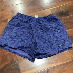Patagonia women’s baggy shorts size large